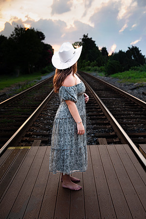 RusnockPhoto_5D4_1377_Color2_Web